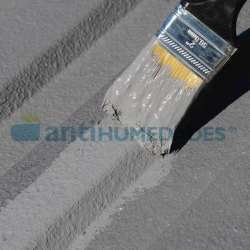 Aplicación de Pintura Impermeabilizante Antihumedad Todoterreno Idroless en todo tipo de superficies