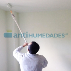 Pintura Transpirable Antimoho de Sopgal que evita condensación en el interior de las viviendas