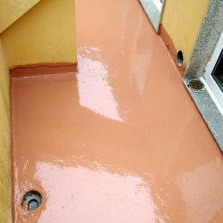 Goma líquida con acabado extra roce aplicado